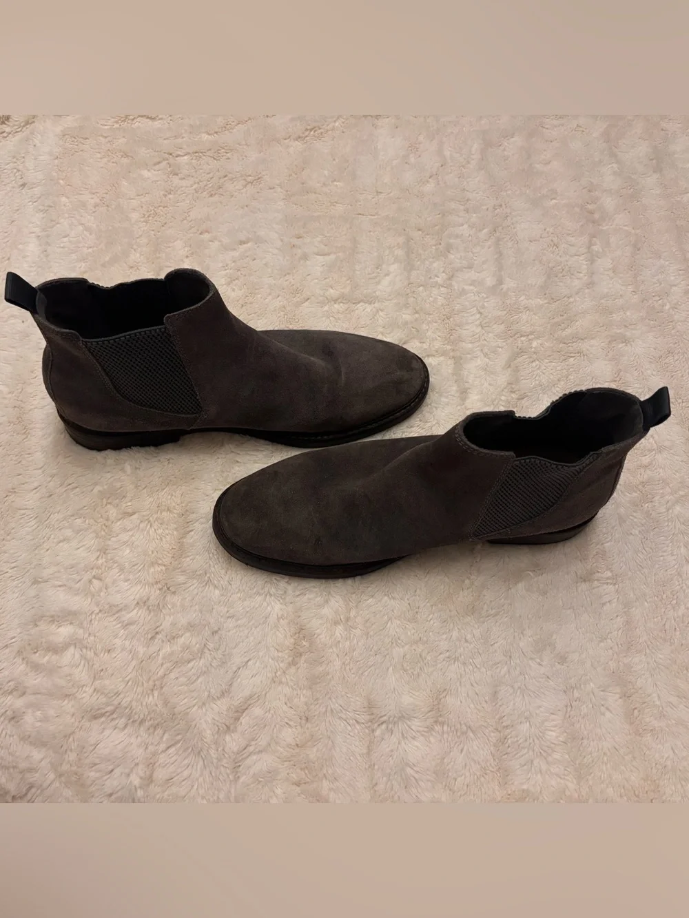 Clarks Men's Chelsea Boots in Gray Suede